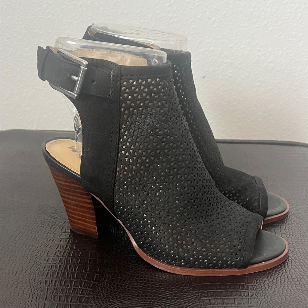 SAM EDELMAN Black Henri Heeled Sandals - Picture 1 of 6